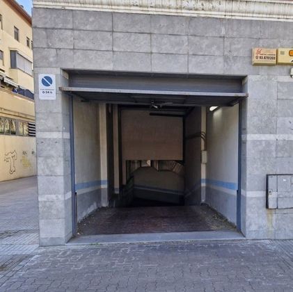 Foto 2 de Garatge en lloguer a calle De Francesc Macià i Llussà de 3 m²