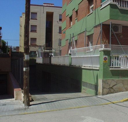Foto 1 de Alquiler de garaje en calle Pollacra Goleta Constança de 4 m²