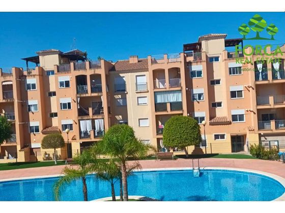 Foto 2 de Piso en venta en Altorreal de 2 habitaciones con terraza y piscina