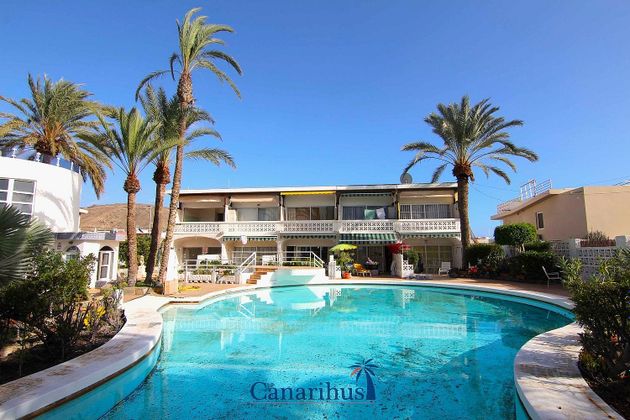 Foto 1 de Casa en venta en Arguineguín de 2 habitaciones con terraza y piscina