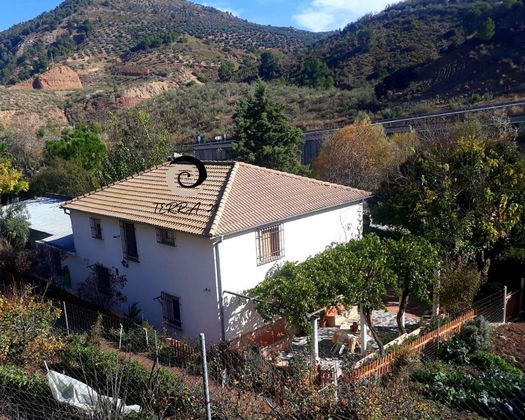 Foto 1 de Casa en venta en Guardia de Jaén (La) de 5 habitaciones con piscina y garaje