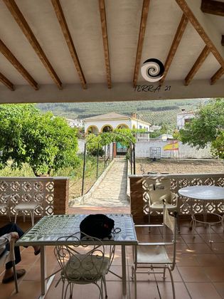 Foto 2 de Venta de chalet en Jamilena de 6 habitaciones con terraza y piscina