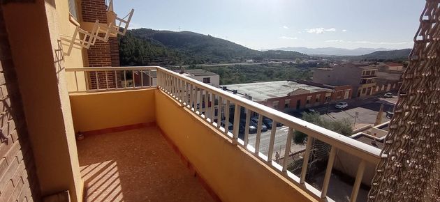 Foto 2 de Pis en venda a Borriol de 4 habitacions amb terrassa i balcó