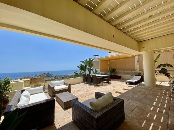 Foto 1 de Àtic en venda a carretera De Lomas de Marbella de 3 habitacions amb terrassa i piscina