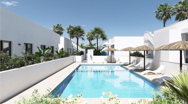 Foto 1 de Casa adossada en venda a Poblets (els) de 2 habitacions amb terrassa i piscina