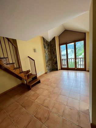 Foto 2 de Ático en venta en Canillo de 2 habitaciones con garaje y balcón