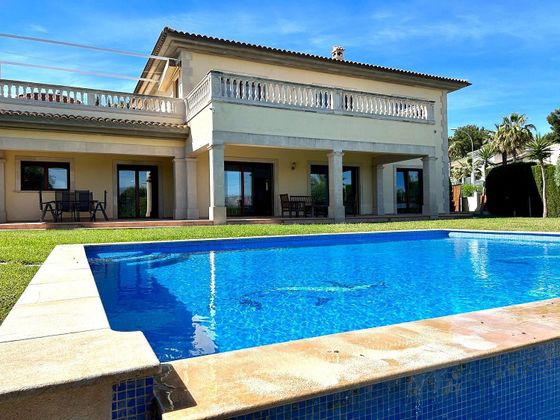 Foto 1 de Chalet en venta en Santa Ponça de 4 habitaciones con terraza y piscina
