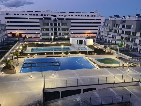 Foto 1 de Piso en venta en calle Sancho III de 3 habitaciones con terraza y piscina