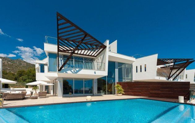 Foto 1 de Casa en lloguer a urbanización Lugar Sierra Blanca de 3 habitacions amb terrassa i piscina