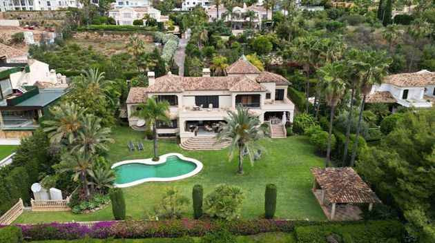Foto 1 de Chalet en alquiler en urbanización Marbella Sierra Blanca de 6 habitaciones con terraza y piscina