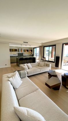 Foto 2 de Àtic en lloguer a urbanización Balcones de Sierra Blanca de 3 habitacions amb terrassa i piscina