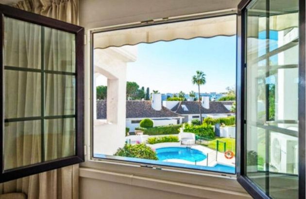 Foto 2 de Alquiler de piso en calle Villa Marina de 3 habitaciones con terraza y piscina