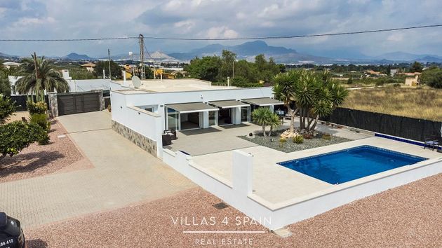 Foto 2 de Venta de chalet en Aspe de 3 habitaciones con terraza y piscina