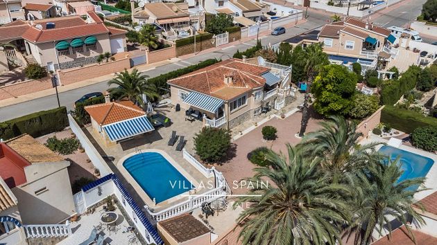Foto 1 de Chalet en venta en Ciudad Quesada de 3 habitaciones con terraza y piscina