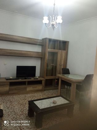 Foto 1 de Pis en lloguer a calle San Miguel de 2 habitacions amb mobles i calefacció