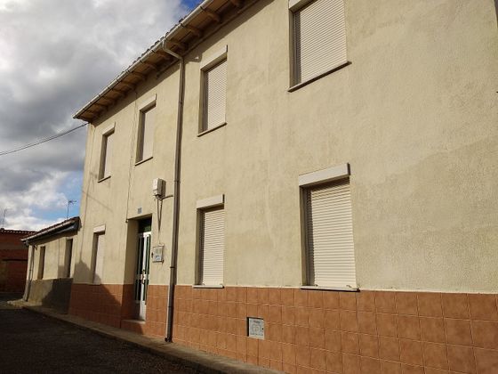 Foto 1 de Casa en venda a calle Ayuntamiento de 11 habitacions amb garatge i jardí