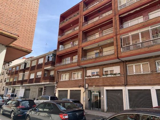 Foto 1 de Pis en venda a La Vega - Oteruelo de 3 habitacions amb terrassa i aire acondicionat