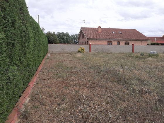 Foto 2 de Venta de terreno en Villadangos del Páramo de 965 m²