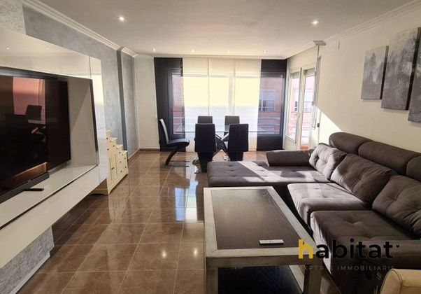 Foto 2 de Pis en venda a Nou Eixample Nord de 4 habitacions amb terrassa i garatge