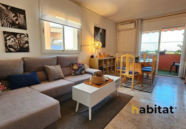 Foto 2 de Pis en venda a Torreforta de 3 habitacions amb terrassa i garatge