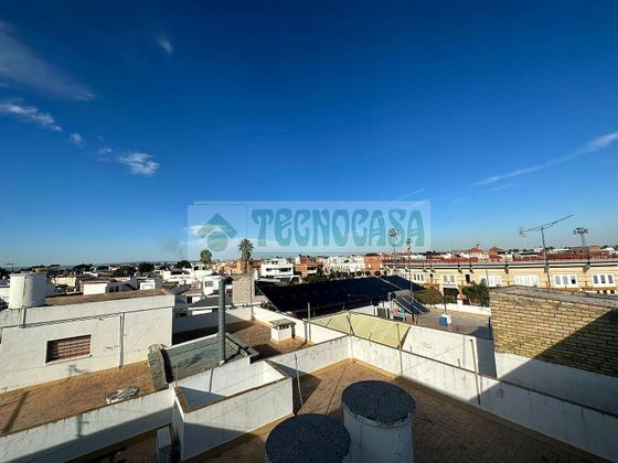 Foto 1 de Pis en venda a Algaba (La) de 3 habitacions amb balcó i aire acondicionat