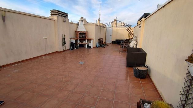Foto 1 de Àtic en venda a Monforte del Cid de 3 habitacions amb terrassa i garatge