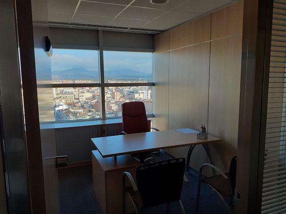 Foto 1 de Alquiler de oficina en Creu Alta de 11 m²