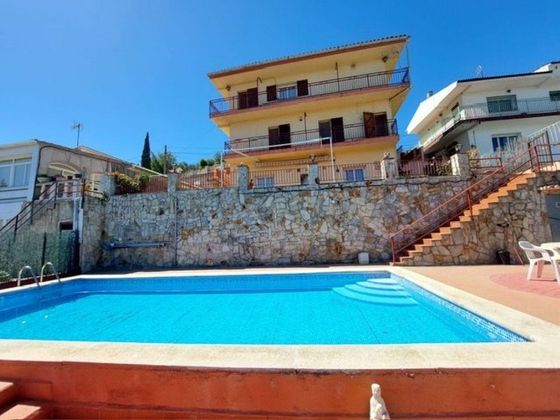 Foto 2 de Venta de chalet en Castellnou - Can Mir - Sant Muç de 4 habitaciones con terraza y piscina