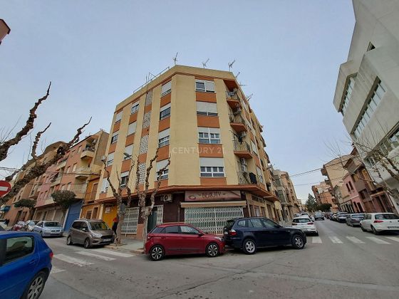 Foto 2 de Pis en venda a calle Calderón de la Barca de 3 habitacions amb balcó