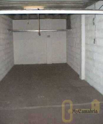 Foto 1 de Garatge en venda a Santa María de Cayón de 18 m²