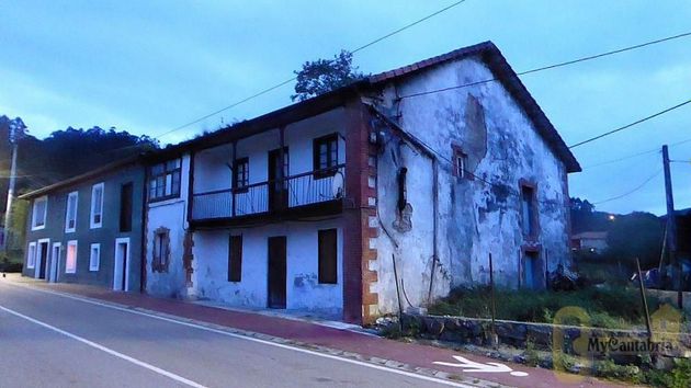 Foto 2 de Venta de casa en Solórzano de 5 habitaciones con terraza
