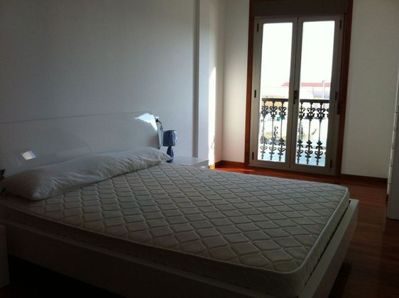 Foto 2 de Pis en venda a Porto do Son de 3 habitacions amb balcó i ascensor