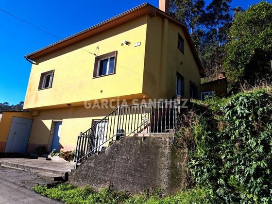 Foto 1 de Casa adossada en venda a calle Loxo de Arriba de 2 habitacions amb jardí i calefacció