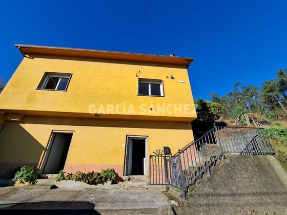 Foto 2 de Casa adossada en venda a calle Loxo de Arriba de 2 habitacions amb jardí i calefacció