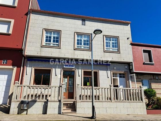 Foto 1 de Casa en venda a calle Lugar Pesqueira de 4 habitacions amb terrassa i balcó