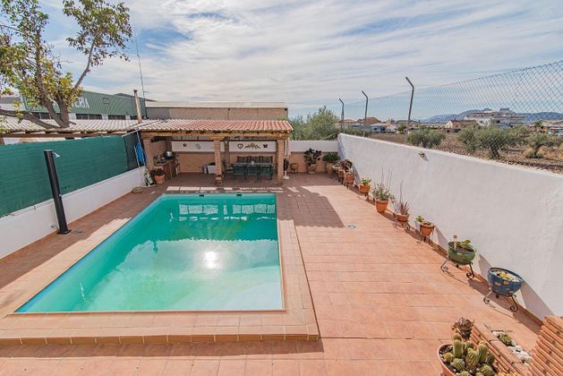 Foto 1 de Xalet en venda a Pulianas de 4 habitacions amb terrassa i piscina
