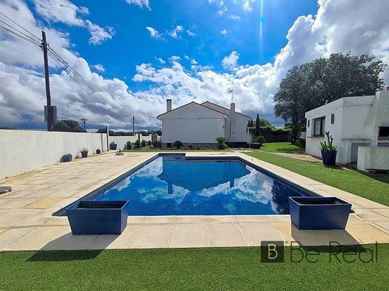 Foto 1 de Xalet en venda a Raya del Palancar - Guadamonte de 7 habitacions amb terrassa i piscina