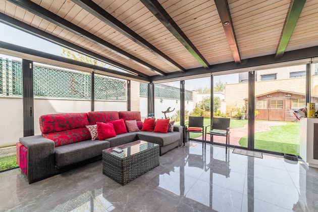 Foto 2 de Casa en venda a calle De Ibiza de 4 habitacions amb terrassa i garatge