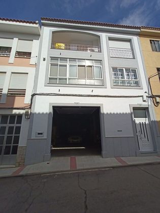 Foto 1 de Casa en venda a Arroyo de la Luz de 3 habitacions amb terrassa i balcó