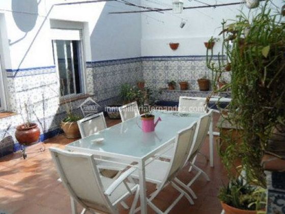 Foto 1 de Pis en venda a Centro - Cáceres de 6 habitacions amb piscina i garatge