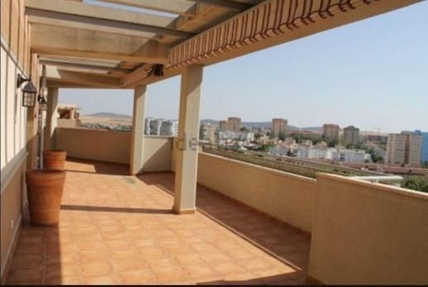 Foto 1 de Pis en venda a Centro - Cáceres de 7 habitacions amb terrassa i garatge