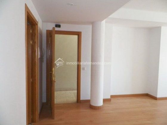 Foto 1 de Pis en venda a Malpartida de Cáceres de 1 habitació amb calefacció i ascensor