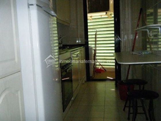 Foto 2 de Pis en venda a Centro - Cáceres de 2 habitacions amb terrassa i aire acondicionat