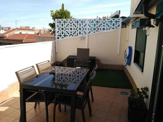 Foto 2 de Ático en venta en Centro - Cáceres de 2 habitaciones con terraza y aire acondicionado
