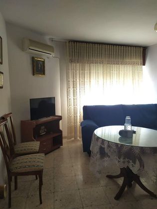 Foto 2 de Pis en venda a Malpartida de Cáceres de 3 habitacions amb terrassa i balcó