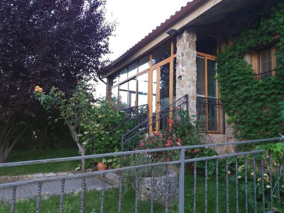 Foto 2 de Casa en venta en Malpartida de Cáceres de 5 habitaciones con terraza y piscina