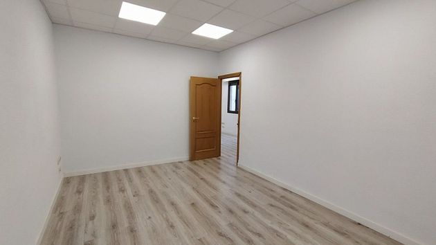 Foto 2 de Oficina en alquiler en Centro - Cáceres de 90 m²