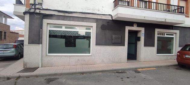 Foto 2 de Local en alquiler en Malpartida de Cáceres con aire acondicionado