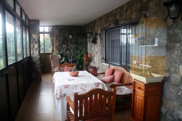 Foto 1 de Venta de chalet en Sierra de Fuentes de 5 habitaciones con terraza y piscina