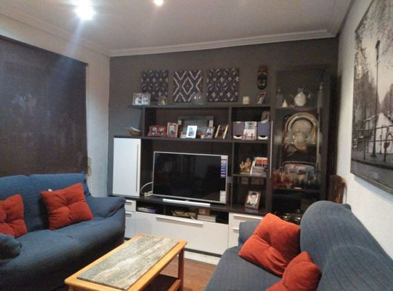Foto 2 de Pis en venda a Centro - Cáceres de 3 habitacions amb calefacció